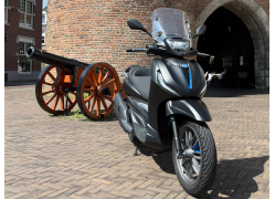 Piaggio Beverly S 400 E5+ Mat-Zwart Demo Aanbieding (49-MX-KJ) 4 jaar garantie